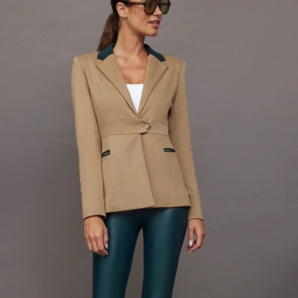 Carbon 38 Slim Tan One Button Blazer with Green Accent Collar and pocket trim - Picture 2 of 13